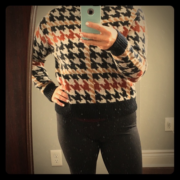 High End Sweater - Picture 1 of 3